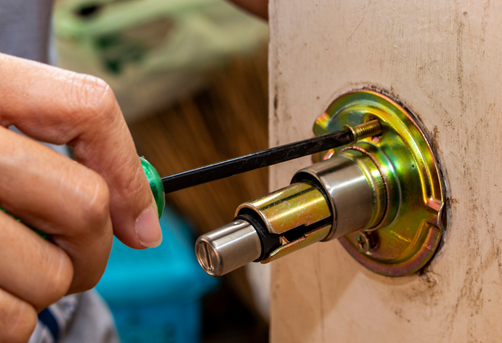 lock-fitting