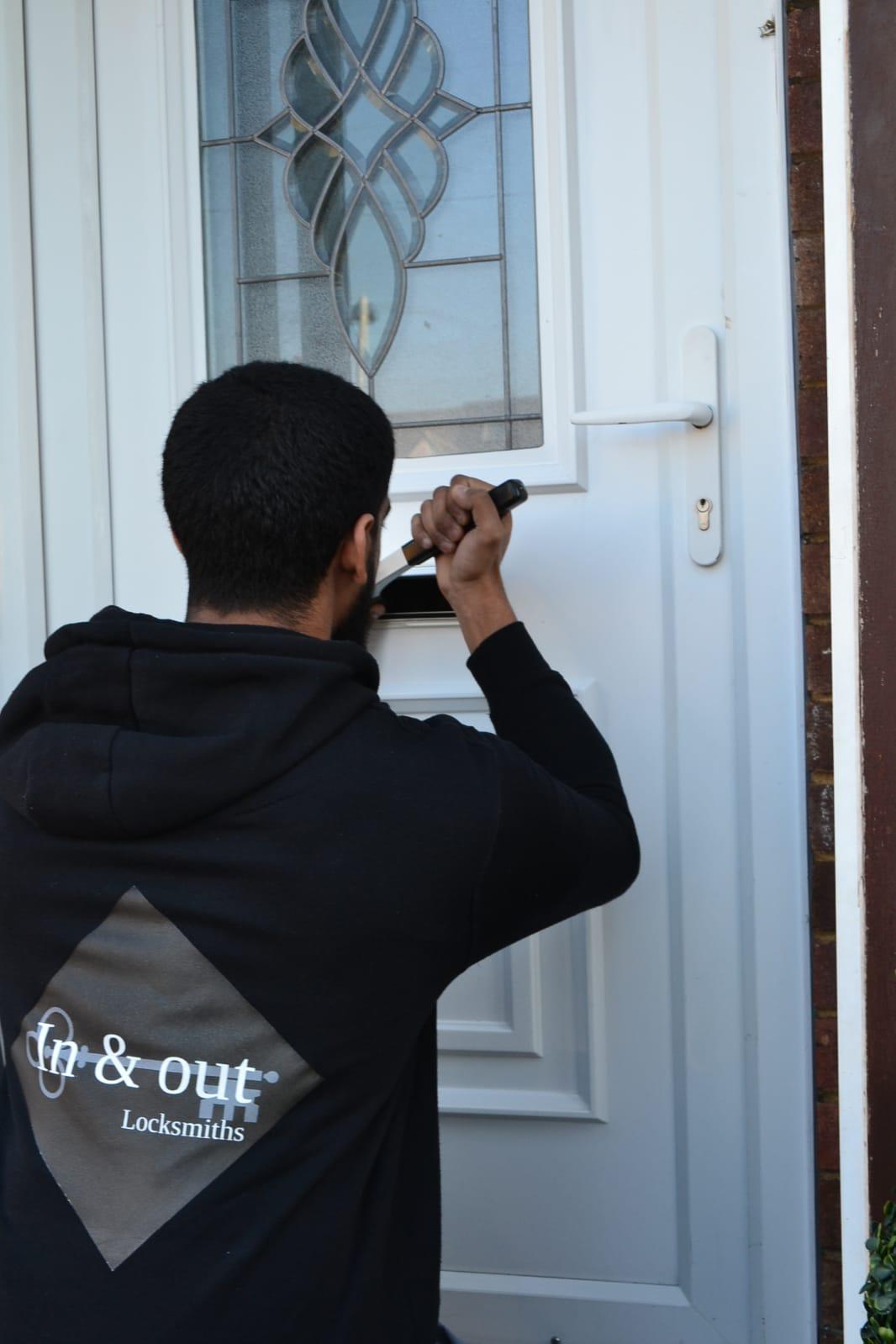 resindial-commercial-locksmith-services